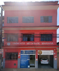 Foto da frente da sede do sidnicato